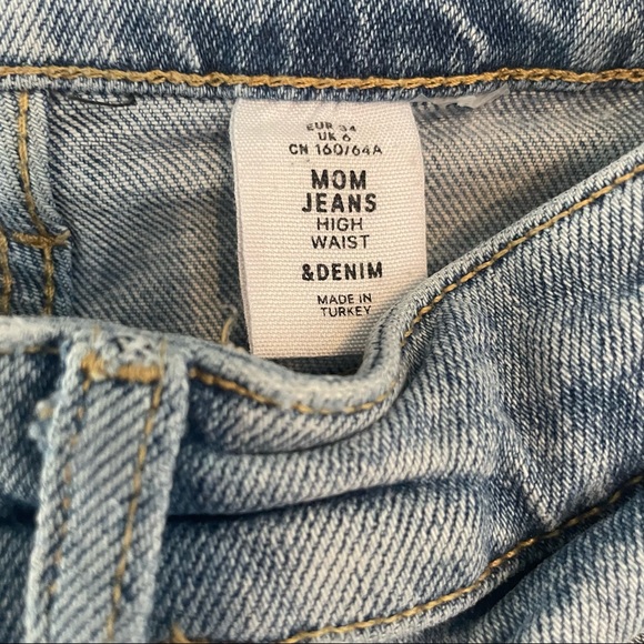 H&M high waisted blue mom jeans - Picture 3 of 3